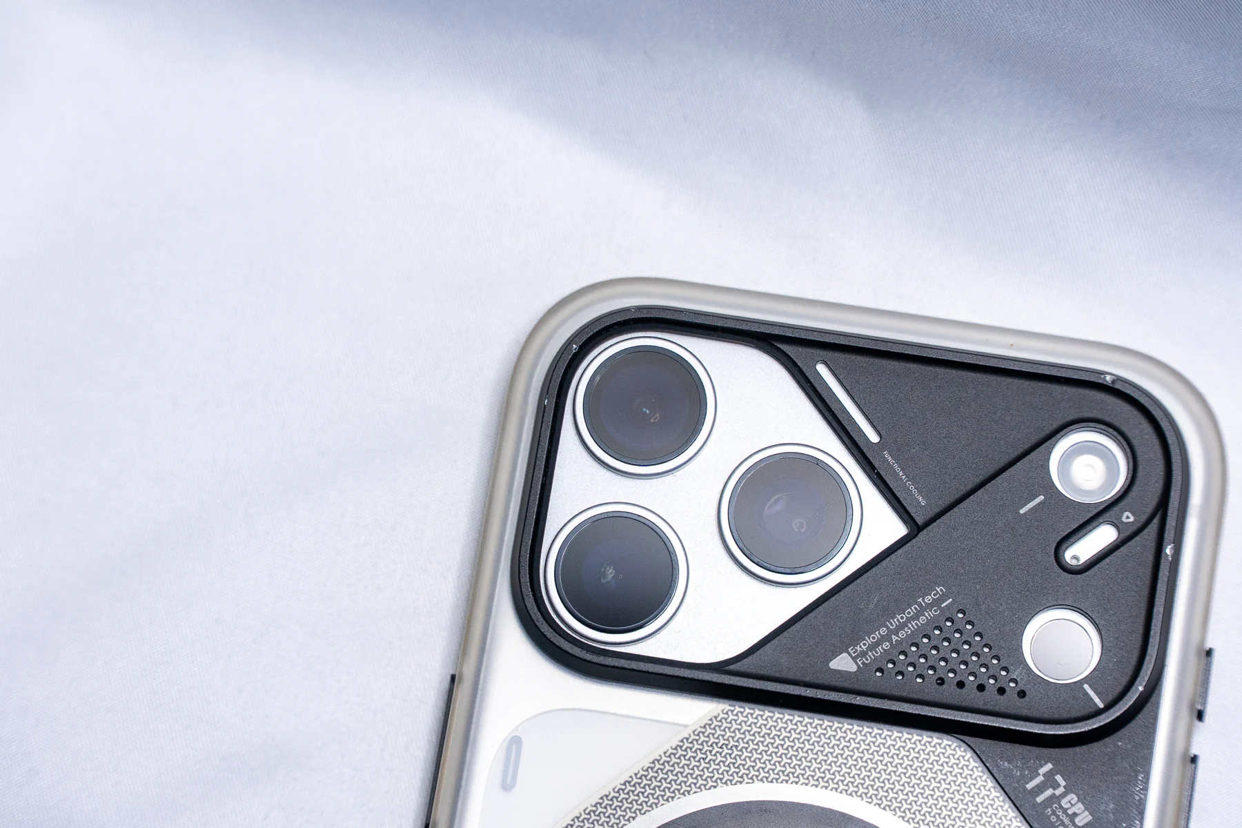 iPhoneケース｜02