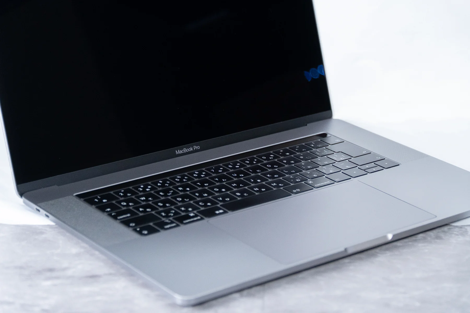 MacBook Pro｜01