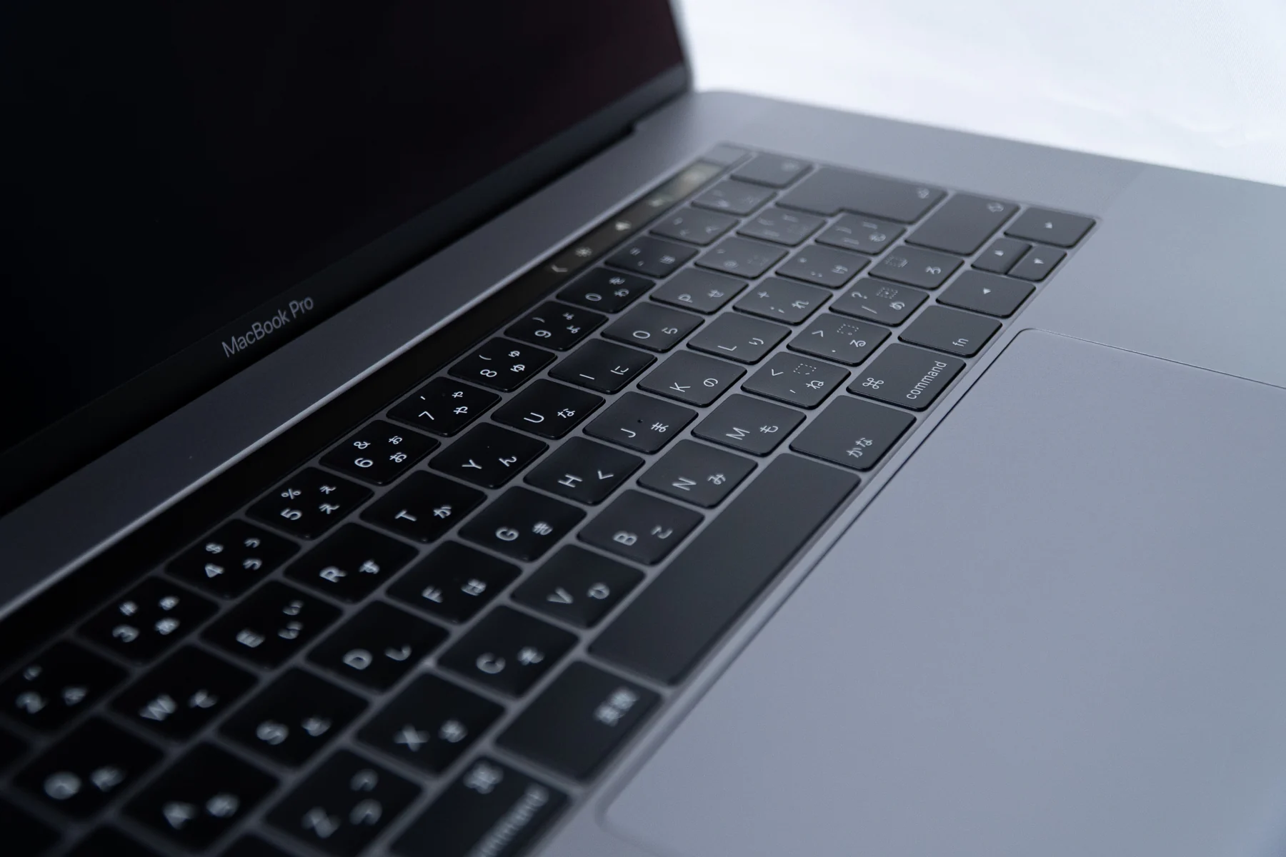 MacBook Pro｜03